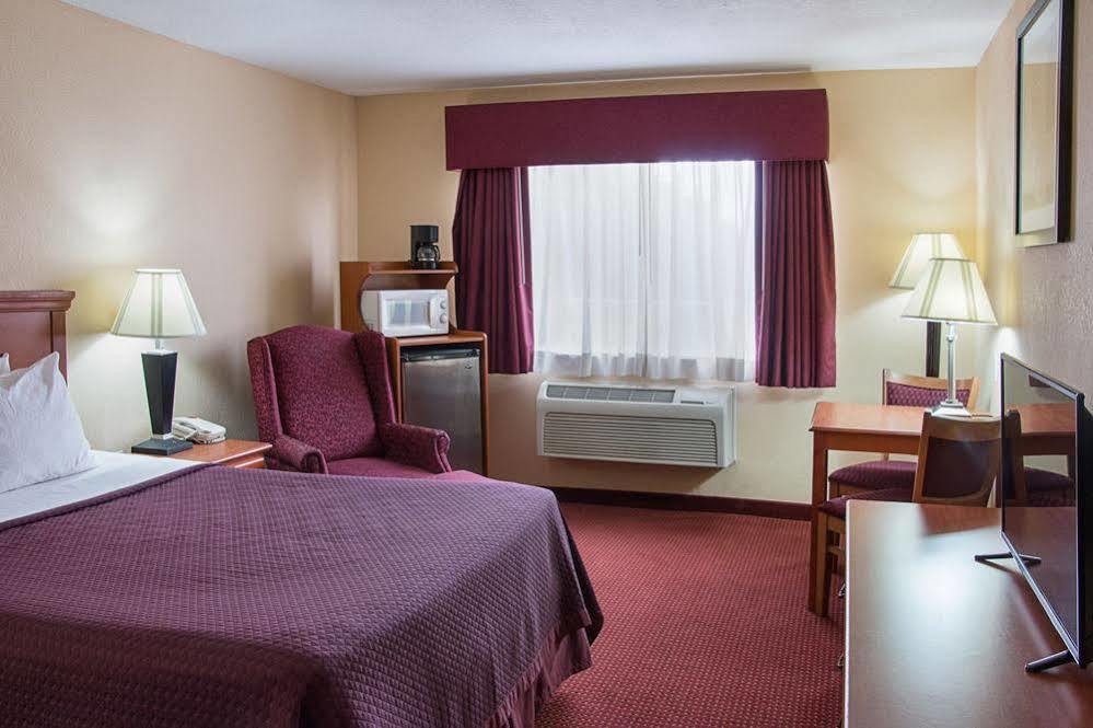 Quality Inn Hotel, Kent - Seattle Exterior photo